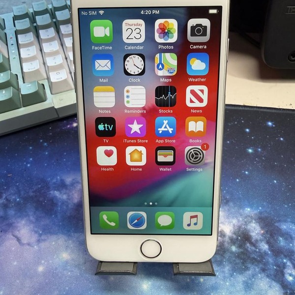 Apple iPhone 6 - Unlocked, 64 GB, Silver, A1549
