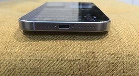 Good
													Apple iPhone 16 Pro Max - Verizon, White, 256 GB, A3084, photo 5 of 9