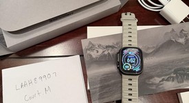 Good
													Apple Watch Ultra 3 49mm - Unlocked, Black, A3281, photo 1 of 9