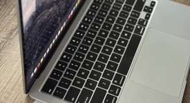 Mint
													MacBook Air 2025 (M4) - 13" - Apple M4, Sky Blue, 256 GB, 16 GB, photo 4 of 11