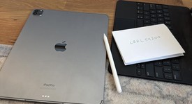 Good
													Apple iPad Pro 12.9" 6th Gen 2022 - Unlocked, Gray, 128 GB, photo 3 of 7