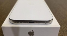 Mint
													Apple iPhone 16 Pro Max - Unlocked, White, 512 GB, A3084, photo 5 of 6