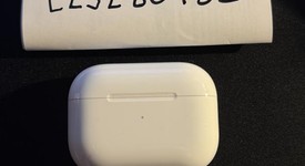 Used
													Apple AirPods Pro 2nd Gen - USB-C, photo 1 of 10