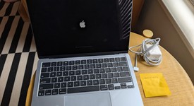 Good
													MacBook Air 2025 (M4) - 13" - Apple M4, Sky Blue, 512 GB, 24 GB, photo 5 of 6