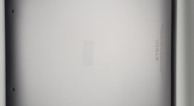 Good
													MacBook Pro 2017 (No Touch Bar) - 13" - I5, Silver, 256 GB, 8 GB, photo 3 of 11