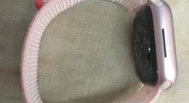 Good
													Apple Watch Series 9 41mm - Unlocked, Pink, A2982 - Cellular, Aluminum, photo 2 of 4