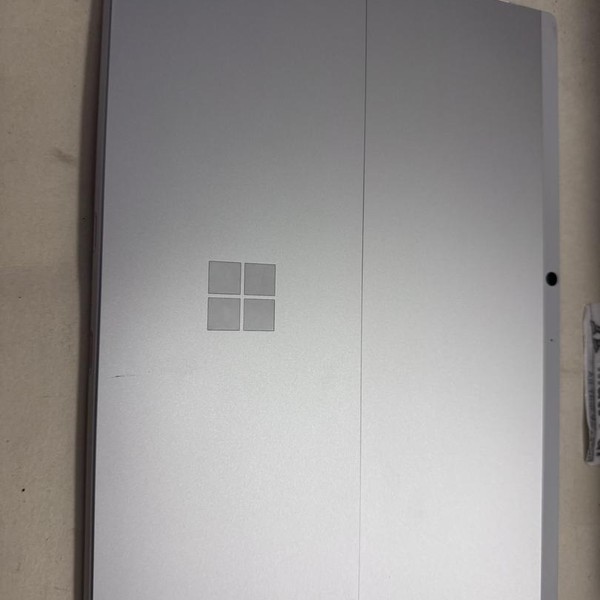 Microsoft Surface Pro 8 - 256 GB, Platinum, 16 GB, Intel Core i5
