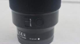 Good
													Sony 85mm F1.8-22 Medium-Telephoto Fixed Prime, photo 5 of 8