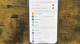 Good
													Apple iPhone 15 Plus - Unlocked, Yellow, 128 GB, A2847, photo 1 of 11