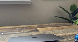 Good
													MacBook Pro 2020 - 13" - Apple M1, Gray, 512 GB, 8 GB, photo 1 of 10