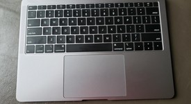 Mint
													MacBook Air 2018 - 13" - I5, Gray, 128 GB, 8 GB, photo 1 of 14