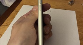 Good
													Apple iPhone Xr - Verizon, White, 64 GB, A1984, photo 3 of 5