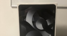 New
													Apple iPad Air 5th Gen - Unlocked, Gray, 256 GB, A2589, photo 1 of 4