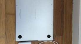 Good
													MacBook Pro 2021 - 14" - Apple M1 Pro 8-core, Silver, 512 GB, 16 GB, photo 2 of 13