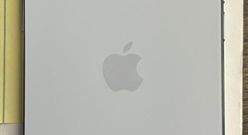 Mint
													Apple iPhone Air - AT&T, Sky Blue, 256 GB, A3260, photo 3 of 9