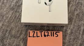 New
													Apple AirPods 3rd Gen - MagSafe Case, photo 1 of 2