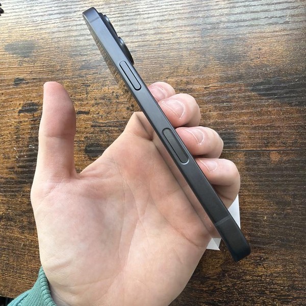 Apple iPhone 16 - Verizon, Black, 128 GB, A3081