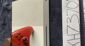 Good
													Xbox One S (2016) - White, 1 TB, photo 1 of 6