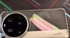 Good
													Xiaomi 15 Ultra - Unlocked Non-US, Black, 512 GB, 16 GB, photo 4 of 5