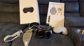 Mint
													Apple Vision Pro - 256 GB, photo 1 of 14