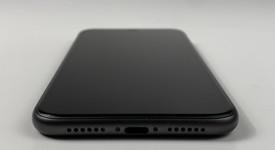 Fair
													Apple iPhone 11 - Straight Talk, Black, 64 GB, A2111, photo 4 of 6