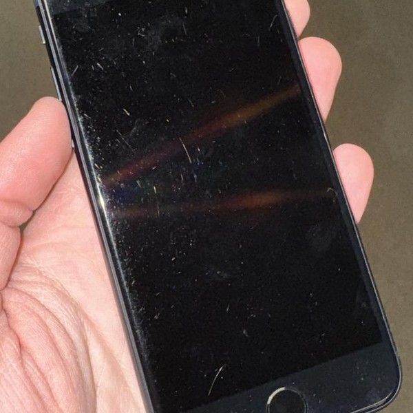 Apple iPhone SE 3rd Gen 2022 - Unlocked, 128 GB, Midnight, A2595