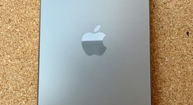 Good
													Apple iPhone 16 Pro Max - Unlocked, White, 256 GB, A3084, photo 2 of 4