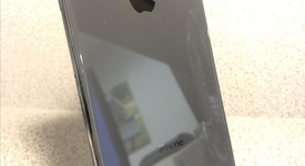 Good
													Apple iPhone Xs Max - Unlocked, Gray, 64 GB, A1921, photo 3 of 9