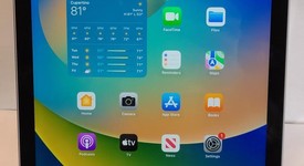 Good
													Apple iPad 6th Gen - Unlocked, Gray, 32 GB, A1954, photo 1 of 5