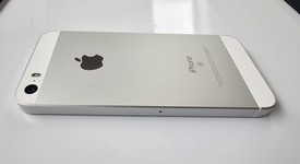 Mint
													Apple iPhone SE 1st Gen 2016 - Unlocked, Silver, 16 GB, A1662, photo 3 of 6