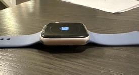 Good
													Apple Watch SE 2nd Gen 44mm - Verizon, Starlight, A2727 - Cellular, Aluminum, photo 4 of 6