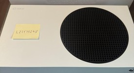 Mint
													Xbox Series S (2020) - White, 512 GB, photo 2 of 9