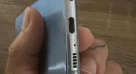 Good
													Samsung Galaxy S8 - Unlocked, Blue, 64 GB, 4 GB, SM-G950U1, photo 4 of 7