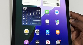 Good
													Apple iPad 10th Gen - Wi-Fi, Silver, 256 GB, A2696, photo 1 of 11