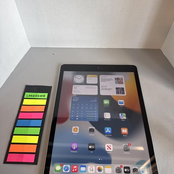 Apple iPad 9th Gen - Unlocked, 64 GB, Silver, A2603