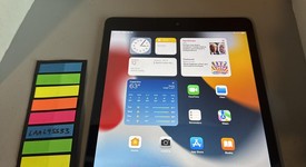 Good
													Apple iPad 8th Gen - Wi-Fi, Gray, 32 GB, A2270, photo 1 of 5