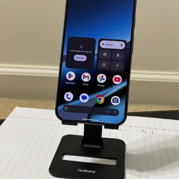 Google Pixel 10 Pro XL - Unlocked, 256 GB, Moonstone, GUL82