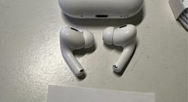 Used
													Apple AirPods Pro 2 - USB-C, photo 2 of 3