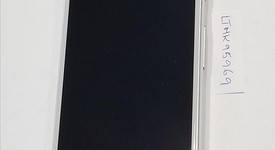 Good
													Google Pixel - Verizon, Silver, 32 GB, 4 GB, Verizon Edition, photo 2 of 4