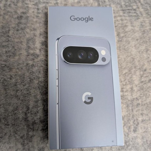 Google Pixel 10 Pro - Unlocked, 128 GB, Moonstone, GA09887