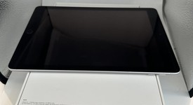 Good
													Apple iPad 6th Gen - Wi-Fi, Gray, 32 GB, A1893, photo 3 of 7