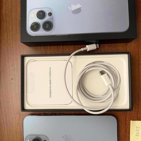 Apple iPhone 13 Pro - Unlocked, 256 GB, Sierra Blue, A2483