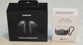 New
													Samsung Galaxy Buds3 Pro - Silver, photo 1 of 3