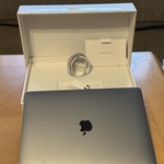 Good MacBook Air 2020 - 13 inch - 512 GB, Gray, 16 GB, Intel Core i7