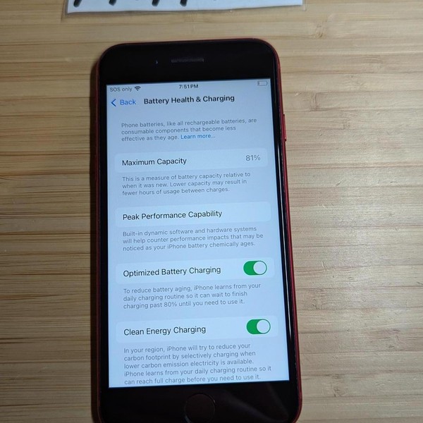 Apple iPhone SE 3rd Gen 2022 - Unlocked, 64 GB, Red, A2595