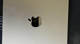 Good
													MacBook Air 2022 - 13" - Apple M2, Starlight, 256 GB, 16 GB, photo 2 of 10