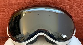 Mint
													Apple Vision Pro - 512 GB, photo 4 of 15