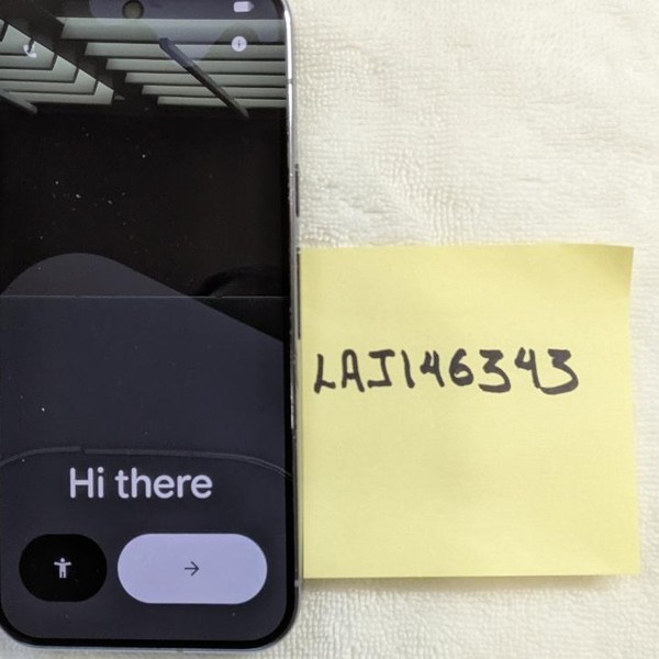 Google Pixel 10 Pro - Unlocked, 128 GB, Moonstone, G4QUR