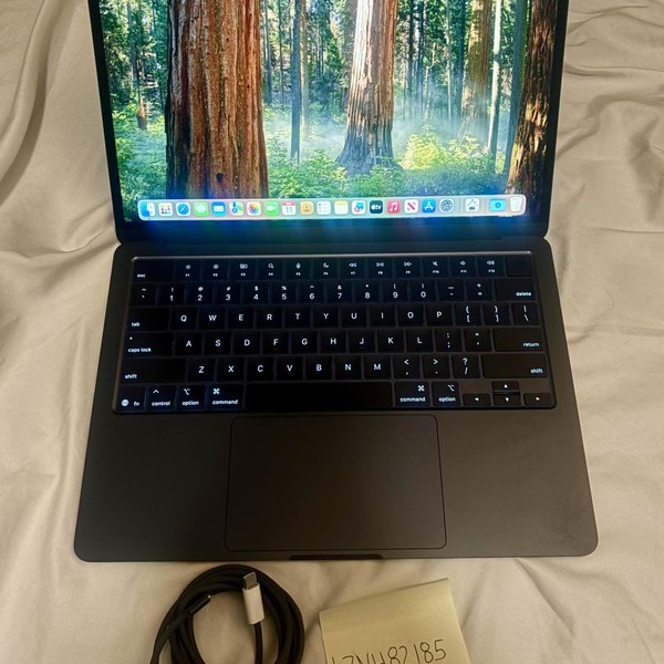 MacBook Air 2025 (M4) - 13 inch - 256 GB, Midnight, 16 GB, Apple M4