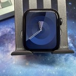 Fair Apple Watch SE (1st Gen) 40mm - Unlocked, Gray, A2353 - Cellular, Aluminum